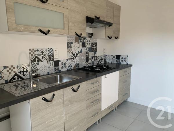 Appartement F3 à vendre  3 pièces - 61,18 m 2   CLERMONT L HERAULT  - 34