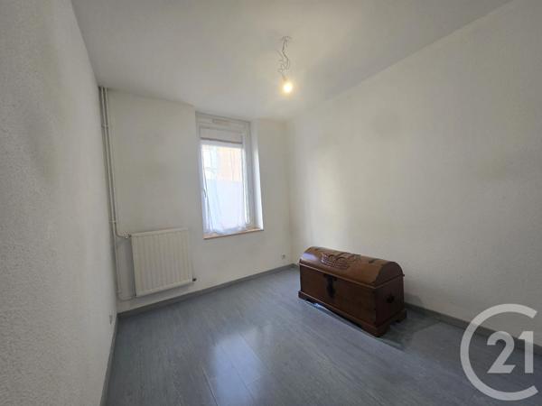 Appartement T3 à vendre  3 pièces - 58 m 2   CARBONNE  - 31