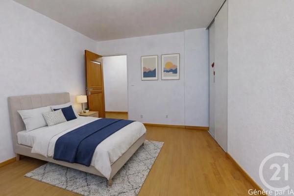 Appartement T3 à vendre  3 pièces - 58 m 2   CARBONNE  - 31