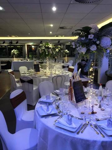 Restaurant / Authentique et charmante guinguette des bords de Marne