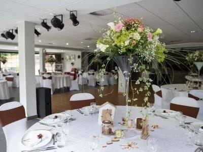 Restaurant / Authentique et charmante guinguette des bords de Marne