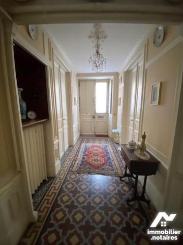 PROCHE CHARTRES ? GALLARDON - MAISON D'EXCEPTION
235 m² ? 5 chambres ? 920 m² de jardin ? Prix...