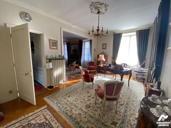 PROCHE CHARTRES ? GALLARDON - MAISON D'EXCEPTION
235 m² ? 5 chambres ? 920 m² de jardin ? Prix...