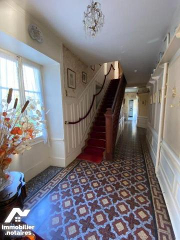 PROCHE CHARTRES ? GALLARDON - MAISON D'EXCEPTION
235 m² ? 5 chambres ? 920 m² de jardin ? Prix...