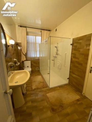 PROCHE CHARTRES ? GALLARDON - MAISON D'EXCEPTION
235 m² ? 5 chambres ? 920 m² de jardin ? Prix...