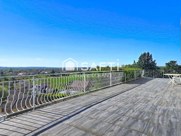 Maison vue panoramique, piscine, revenu locatif