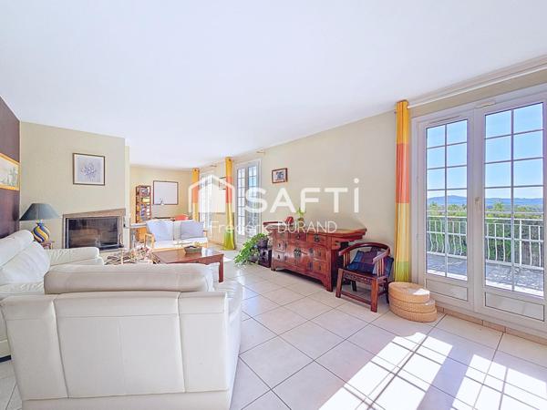 Maison vue panoramique, piscine, revenu locatif