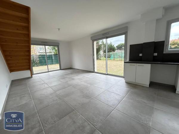 Maison à louer 4 pièces 89m² Toulouse (31200)