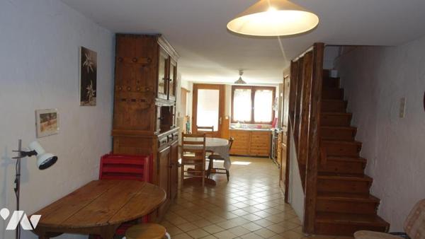 Maison de village dans joli hameau 