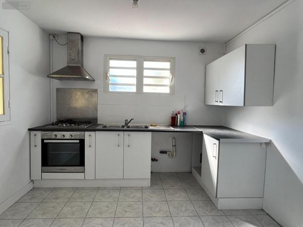 Maison à vendre à Sainte-Clotilde à la Réunion (97490), ref : MTRE/DLB35   
La Bretagne