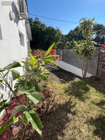 Maison à vendre à Sainte-Clotilde à la Réunion (97490), ref : MTRE/DLB35   
La Bretagne