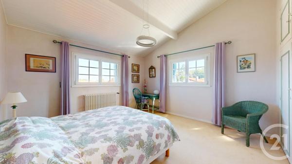 Maison à vendre  7 pièces - 218,60 m2 ANGLET - 64