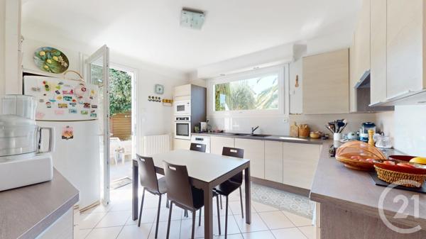 Maison à vendre  7 pièces - 218,60 m2 ANGLET - 64