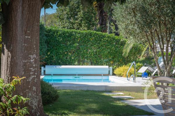 Maison à vendre  7 pièces - 218,60 m2 ANGLET - 64