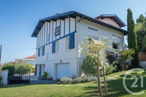 Maison à vendre  7 pièces - 218,60 m2 ANGLET - 64
