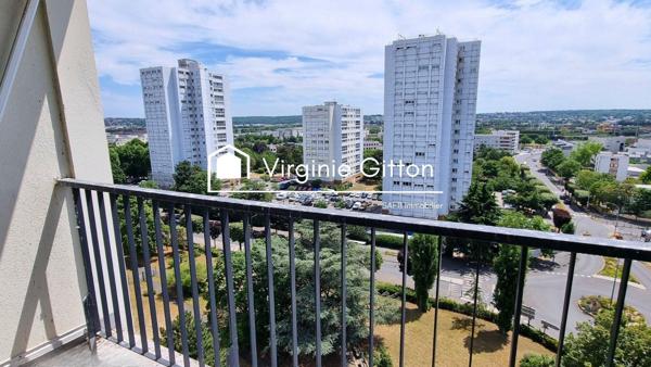 F5 + CAVE - DERNIER ETAGE