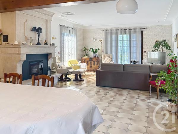 Maison à vendre  7 pièces - 244,55 m 2   CERET  - 66
