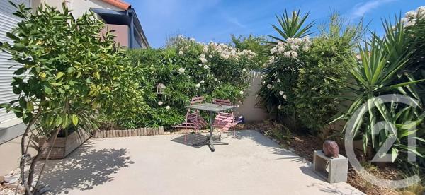 Appartement F3 à vendre  3 pièces - 76,10 m 2   ST CYPRIEN  - 66