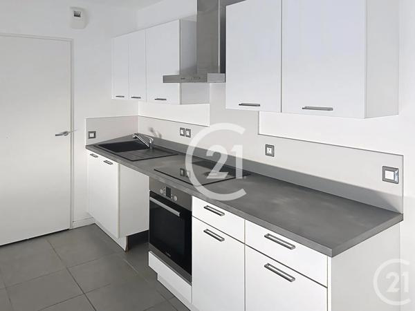 Appartement F3 à vendre  3 pièces - 76,10 m 2   ST CYPRIEN  - 66