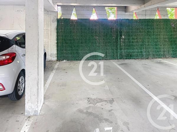 Appartement F3 à vendre  3 pièces - 76,10 m 2   ST CYPRIEN  - 66