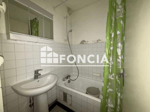 À vendre Studio 30.7 m² - Quimper 29000