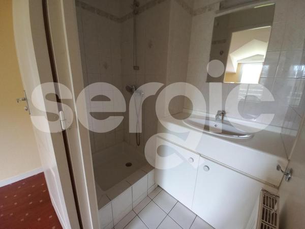 Location 4 Pieces 87 44200 Nantes 82 0255 01 0008