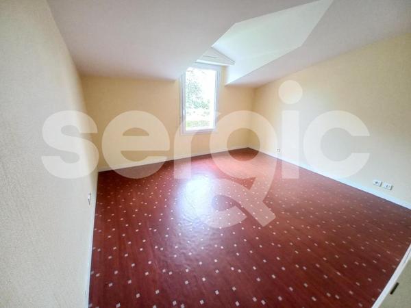 Location 4 Pieces 87 44200 Nantes 82 0255 01 0008