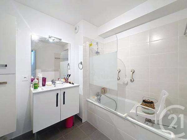 Appartement F3 à vendre  3 pièces - 62,02 m 2   CASTELNAU LE LEZ  - 34