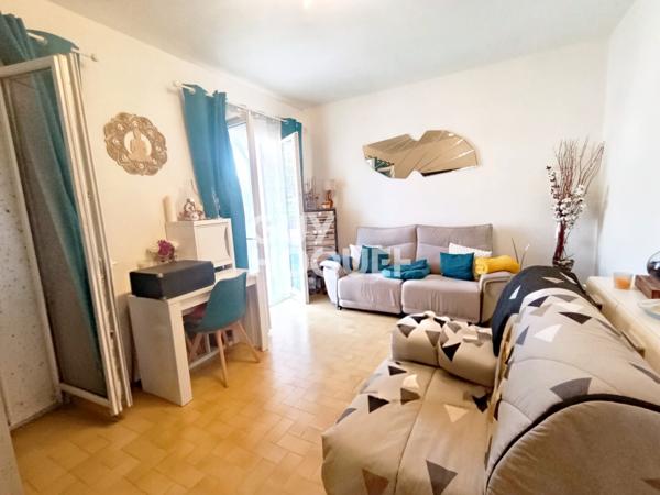 Maison plain pied avec deux chambres et garage
