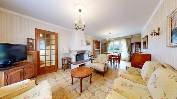 Maison Meulan En Yvelines 81 M²