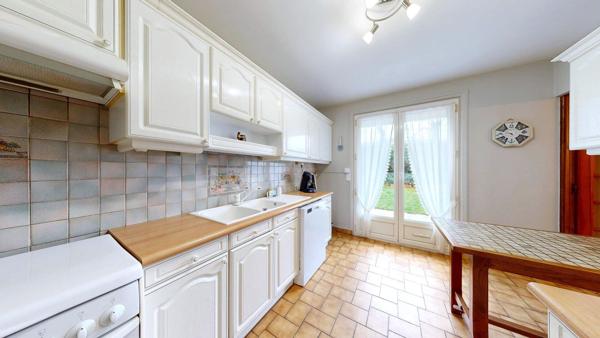 Maison Meulan En Yvelines 81 M²