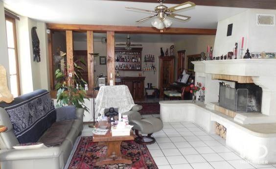 Maison à vendre 10 pièces 335 m² Rebais