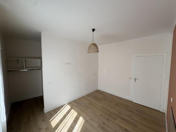 Appartement à louer 800 € CC St-Clar 3 p 80 m² DPE E