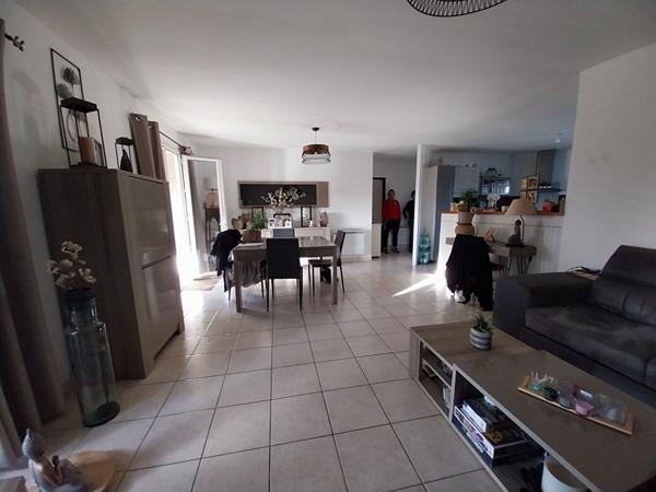 Maison Velines 5 pièce(s) 101 m2