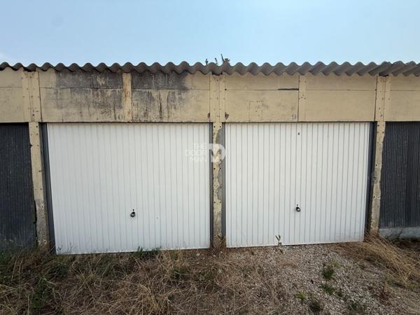 Stationnement - À vendre - 14 m² - CHAUMONT | The Door Man