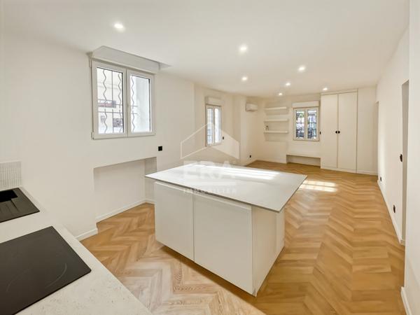 Appartement T2 rénové de 40,45 m2 avec cave - Secteur Chartreux
