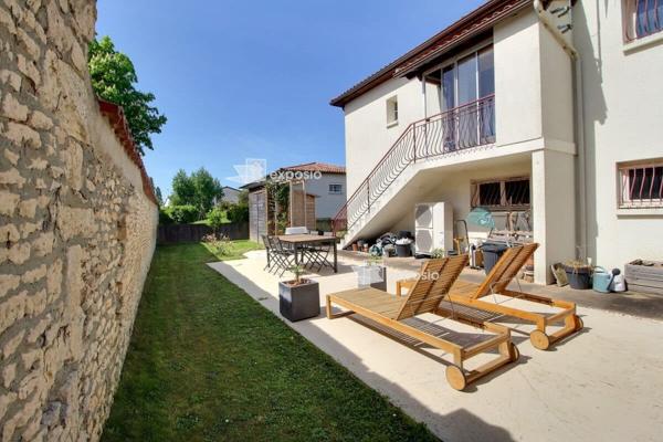 Maison Niort 5 pièce(s) 143 m2