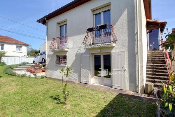 Maison Niort 5 pièce(s) 143 m2