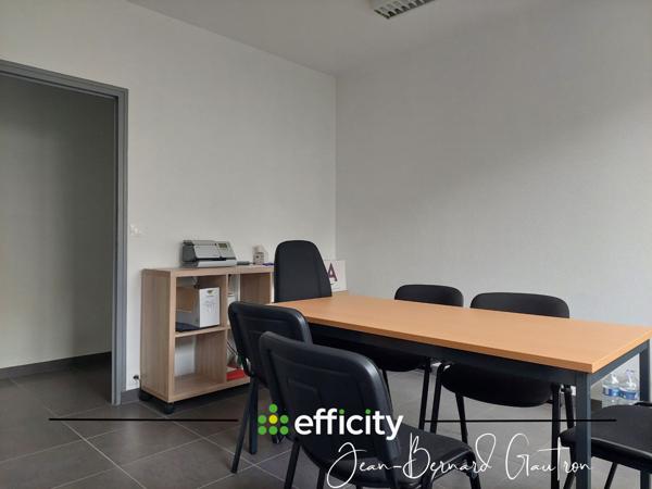 Local Commercial 14 pièces - 446 m²