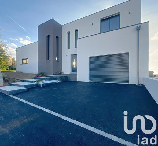 Maison à vendre 6 pièces 161 m² Le Loroux-Bottereau