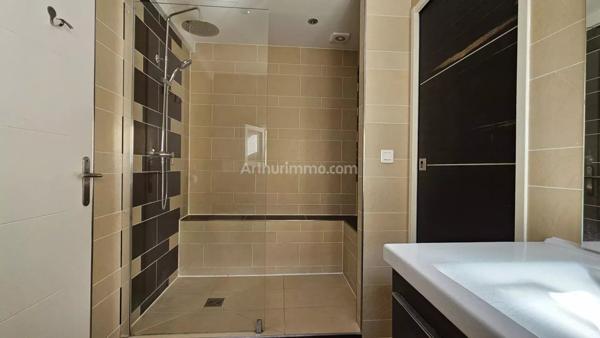 Vente Maison 3 pièces 44 m2 à La Ville-du-Bois