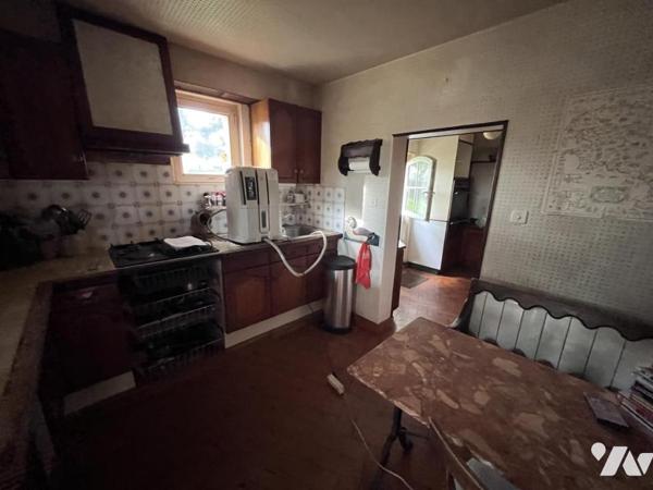  A VENDRE A THEIX-NOYALO - CADRE EXCEPTIONNEL MAISON de 1976