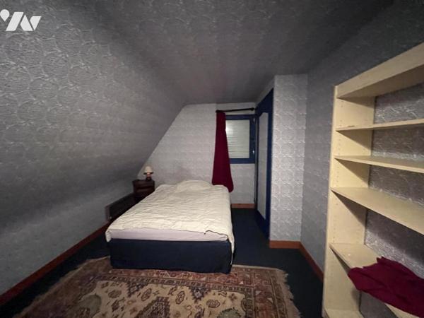  A VENDRE A THEIX-NOYALO - CADRE EXCEPTIONNEL MAISON de 1976