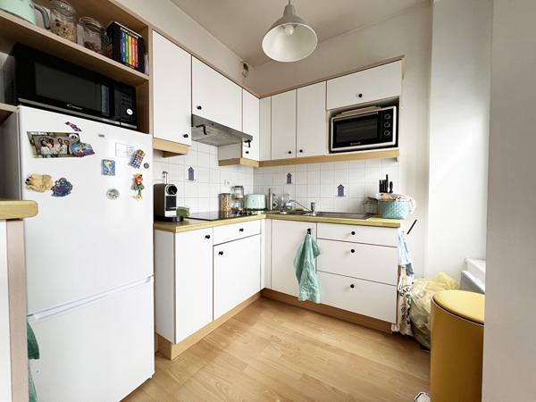 Ensemble Immobilier Centre-Ville La Rochelle : 4 Appartements avec Cave