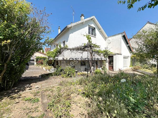 Maison indépendante Villeneuve Saint Georges 7 pièce(s) 140m² avec dépendance!