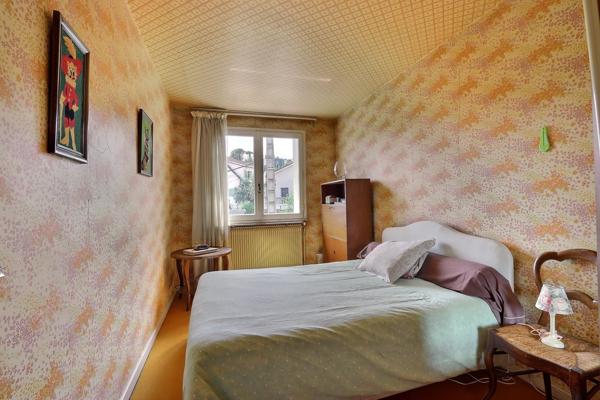 EXCLUSIVITE CLERMONT-FERRAND, LA GLACIERE, maison à renover avec belle vue