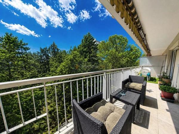 Vente Appartement 3 pièces 72 m2 à Saint-Raphaël