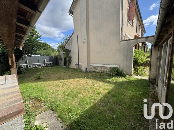 Maison à vendre 6 pièces 155 m² Sainte-Geneviève-des-Bois
