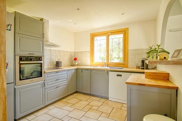 Pavillon de 6 pièces à 15 min à pieds de la gare Lagny-Thorigny