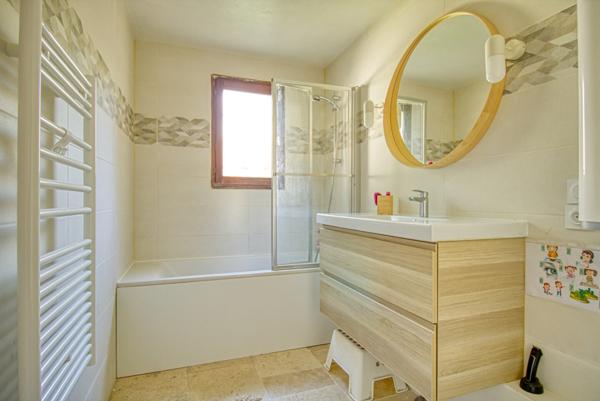 Pavillon de 6 pièces à 15 min à pieds de la gare Lagny-Thorigny